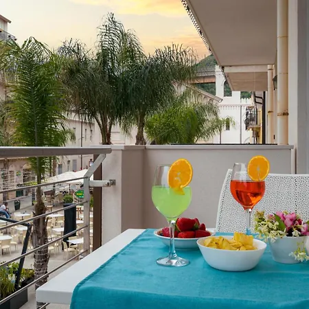 Apartment Loft Piazza Durante Letojanni